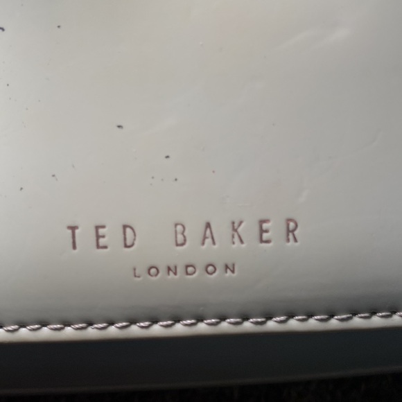 Ted Baker grey with whimsical pink rabbit design wallet rose gold accents - Picture 8 of 8